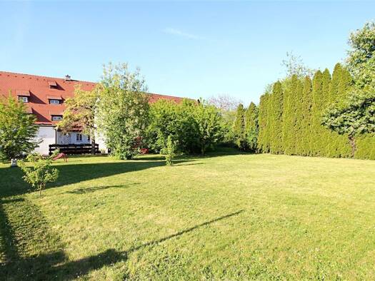 Haus zum Kauf 899.000 € 9 Zimmer 307 m² 1.397 m² Grundstück Buch Nordwestliche Außenstadt 90427