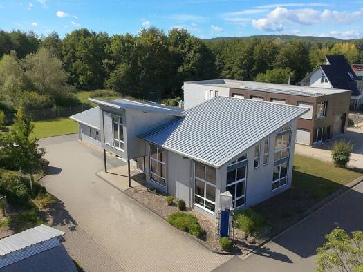 Bürofläche zum Kauf 1.390.000 € 6 Zimmer 239 m² Bürofläche Eggolsheim 91330