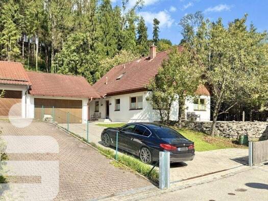 Einfamilienhaus zum Kauf 530.000 € 5 Zimmer 137 m² 742 m² Grundstück Erharting 84513