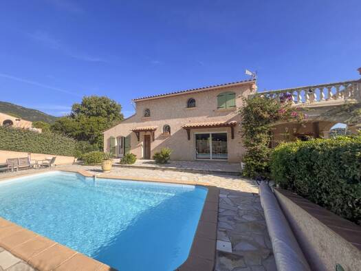Einfamilienhaus zum Kauf 980.000 € 160 m² 2.093 m² Grundstück Sud Cavalaire-sur-Mer 83240
