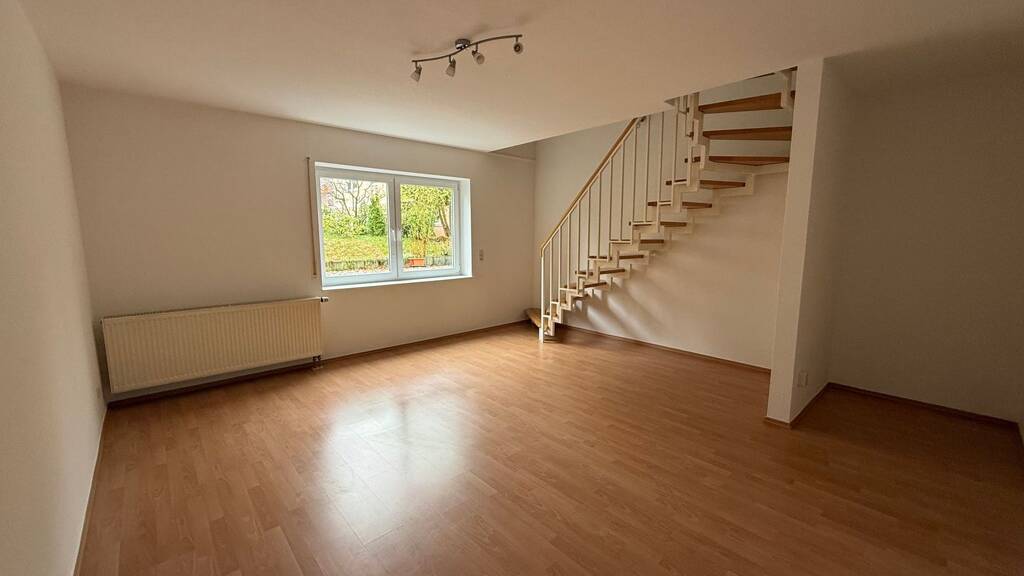 Maisonette zur Miete 510 € 2 Zimmer 74 m² Geschoss EG/1 frei ab sofort Altenburg 04600