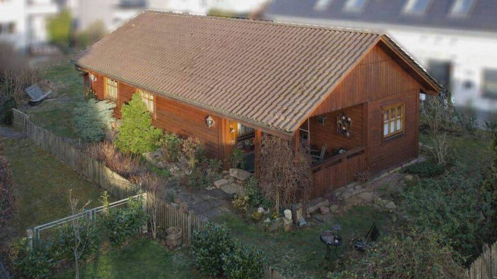 Einfamilienhaus zum Kauf 199.000 € 3 Zimmer 74 m² 277 m² Grundstück Innenstadt Bad Salzuflen 32105