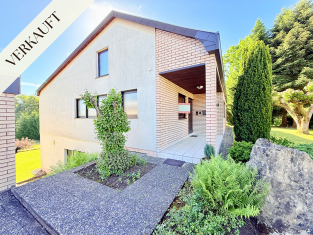 Einfamilienhaus zum Kauf 425.000 € 7 Zimmer 205 m² 1.210 m² Grundstück Hilbringen Merzig 66663
