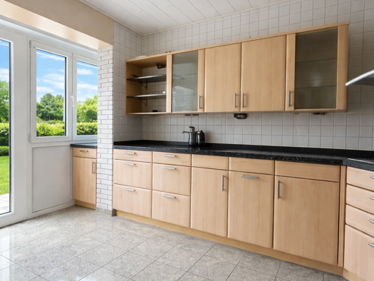 Mehrfamilienhaus zum Kauf als Kapitalanlage geeignet 450.000 € 228 m² 753 m² Grundstück Friedrichsfeld Voerde 46562