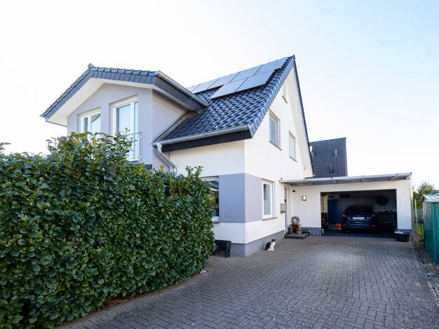 Einfamilienhaus zum Kauf 470.000 € 5 Zimmer 131,1 m² 637 m² Grundstück Lockhausen Bad Salzuflen 32107
