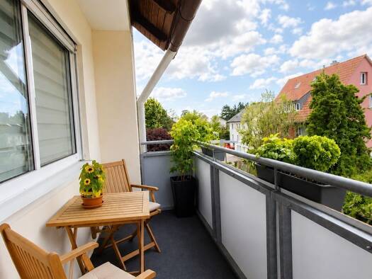 Wohnung zum Kauf 196.000 € 3 Zimmer 74 m² 2. Geschoss frei ab sofort Cadolzburg Cadolzburg 90556