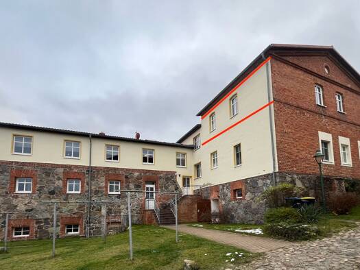 Wohnung zum Kauf 103.000 € 2 Zimmer 75 m² 2. Geschoss Boitzenburg Boitzenburger Land 17268