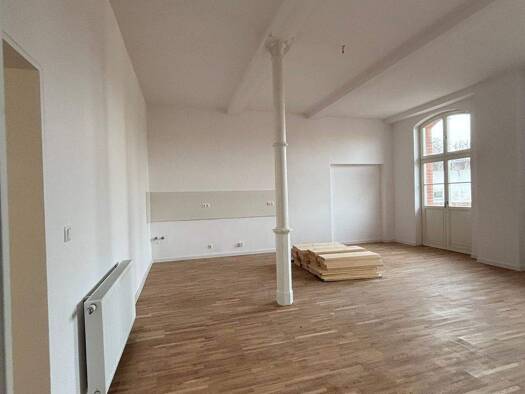 Wohnung zur Miete 1.000 € 3 Zimmer 103 m² EG frei ab sofort Bahnhofstrasse 49 Grimmen 18507