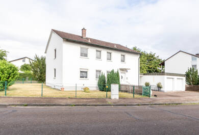 Wohnung zur Miete 1.070 € 3 Zimmer 96 m² Dachgeschoss, 1. Geschoss frei ab 01.10.2025 Friedrichshofen Ingolstadt / Friedrichshofen 85049