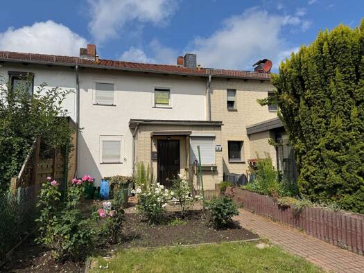 Reihenhaus zum Kauf 115.000 € 4 Zimmer 96 m² 328 m² Grundstück frei ab sofort Helmstedt 38350