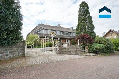 Mehrfamilienhaus zum Kauf 598.000 € 9 Zimmer 522 m² 2.380 m² Grundstück Sevelen Issum 47661