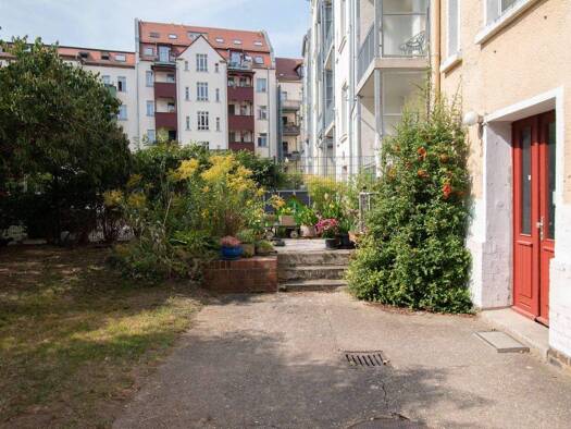 Mehrfamilienhaus zum Kauf als Kapitalanlage geeignet 1.100.000 € 23 Zimmer 579,3 m² 410 m² Grundstück Leutzsch Leipzig 04179