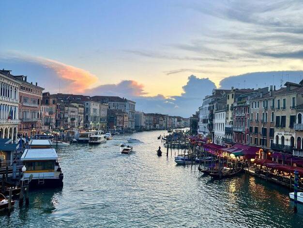 Wohnung zur Miete provisionsfrei 2.000 € 3 Zimmer 72 m² 2. Geschoss Venedig 30135