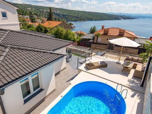 Einfamilienhaus zur Miete 1.350 € 3 Zimmer 70 m² 205 m² Grundstück Opatija 51410