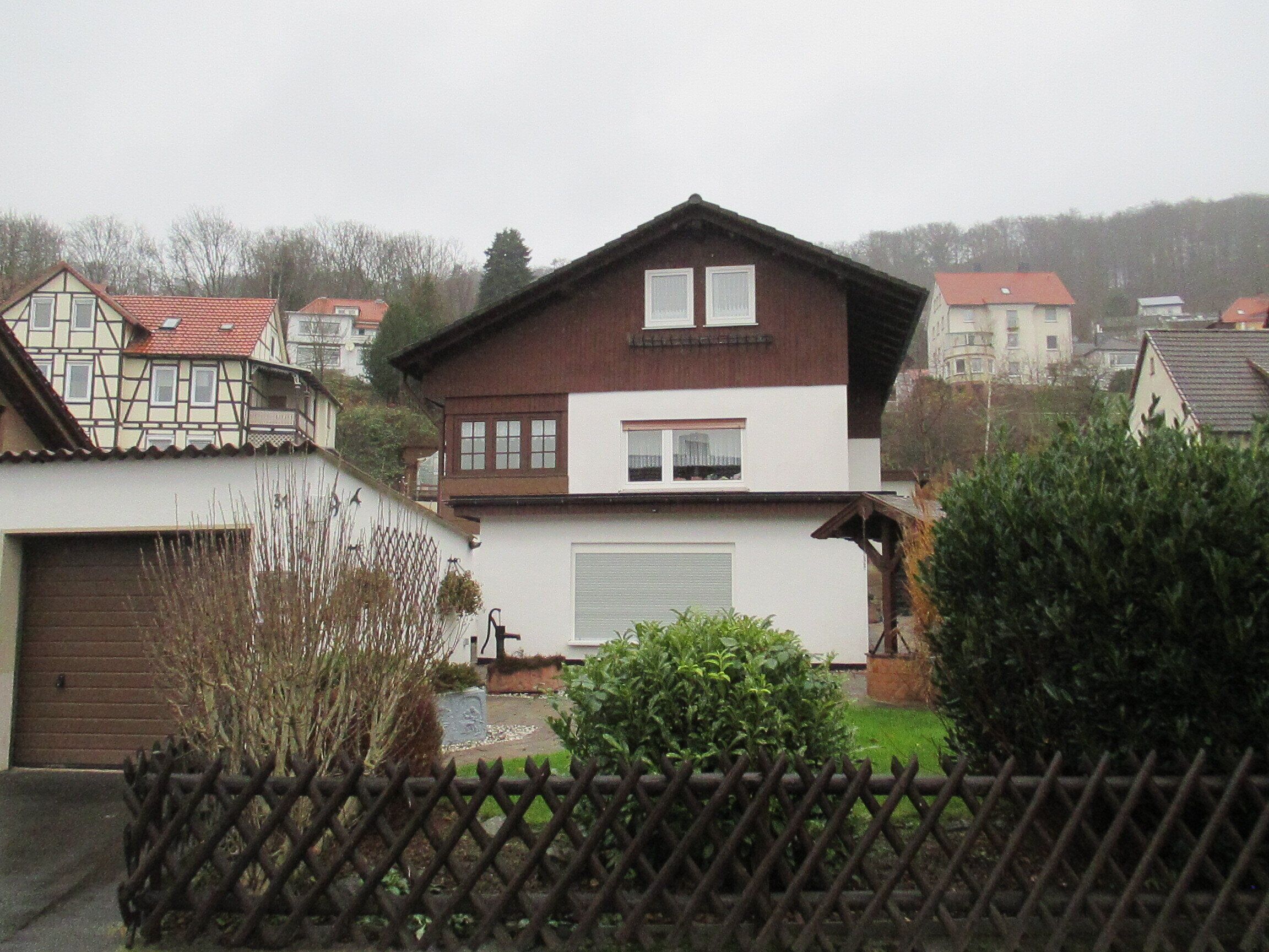 Einfamilienhaus zum Kauf 199.000 € 6 Zimmer 140 m²<br/>Wohnfläche 600 m²<br/>Grundstück ab sofort<br/>Verfügbarkeit Hann. Münden Hann. Münden 34346