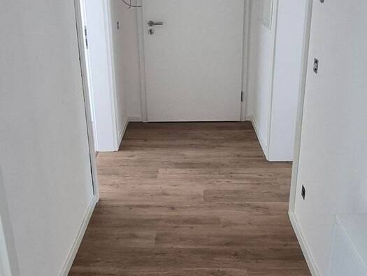 Wohnung zur Miete 600 € 3 Zimmer 71 m² 2 Geschosse frei ab 01.09.2026 Grünewalder Straße 38 Lauchhammer Lauchhammer 01979