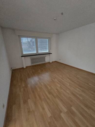 Wohnung zur Miete 560 € 3 Zimmer 80 m² EG frei ab 01.07.2025 Braunschweiger Straße 1 Marxloh Duisburg 47169