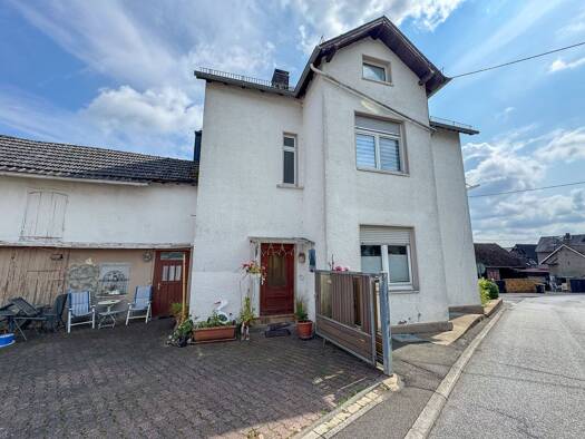 Einfamilienhaus zum Kauf 289.000 € 6 Zimmer 158 m² 678 m² Grundstück Born Hohenstein 65329
