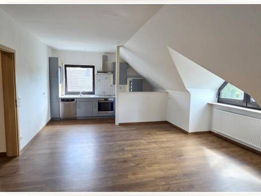 Wohnung zur Miete 600 € 3 Zimmer 93 m² Düngenheim 56761
