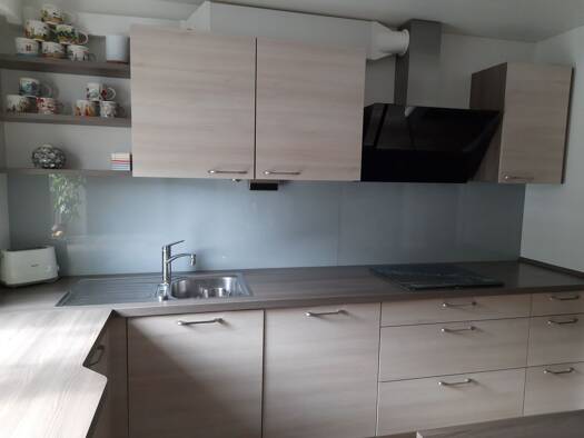 Maisonette zur Miete 1.300 € 3 Zimmer 120 m² Geschoss EG/3 frei ab 01.05.2026 Heßdorf 91093