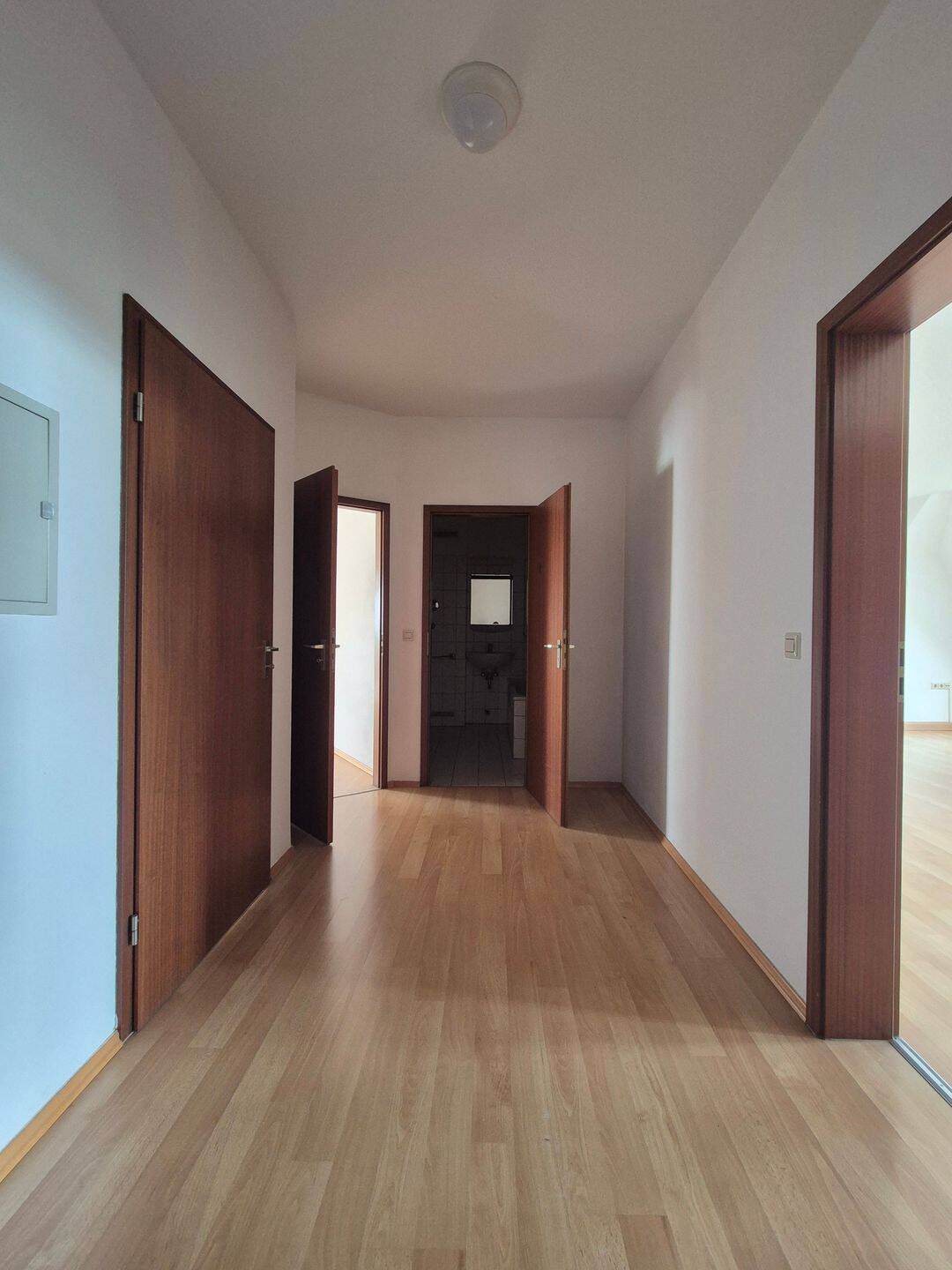 Property thumbnail 7