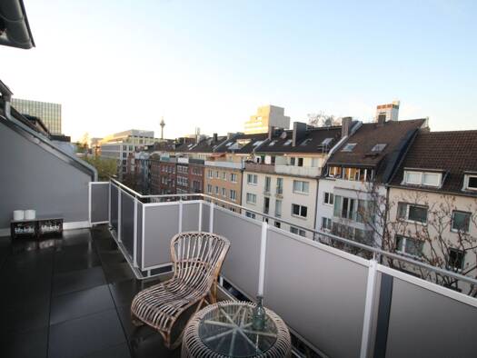 Wohnung zur Miete 439 € 1 Zimmer 26 m² 5. Geschoss Friedrichstadt Düsseldorf 40215