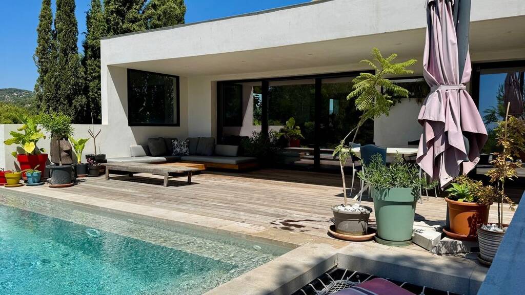 Einfamilienhaus zum Kauf 1.680.000 € 200 m² 700 m² Grundstück Sud Ouest BANDOL 83150