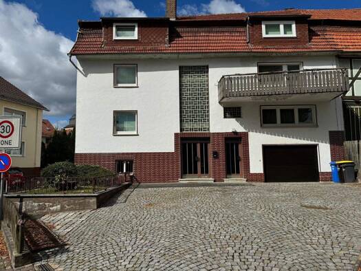 Einfamilienhaus zum Kauf provisionsfrei 149.000 € 15 Zimmer 280 m² 200 m² Grundstück Grosse Gasse 2 Ronshausen 36217