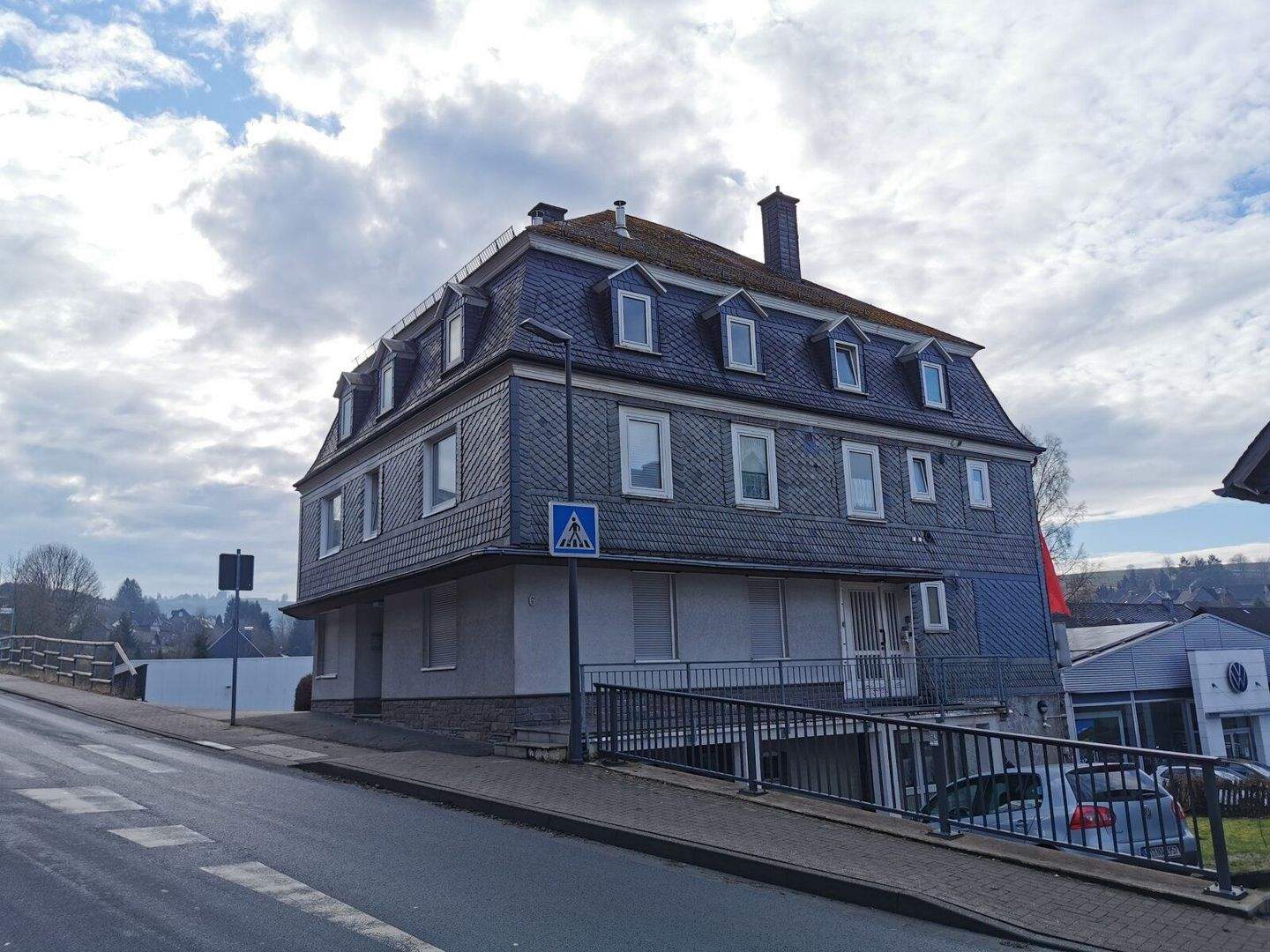 Immobilie in Erndtebrück - +++ Kapitalanleger aufgepasst +++ Mehrfamilienhaus mit sechs Wohneinheiten in zentraler Lage von Erndtebrück - Bild 3