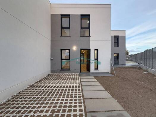 Reihenhaus zur Miete - Erstbezug 2.400 € 4 Zimmer 172 m² San Antonio de Benagéber 46184