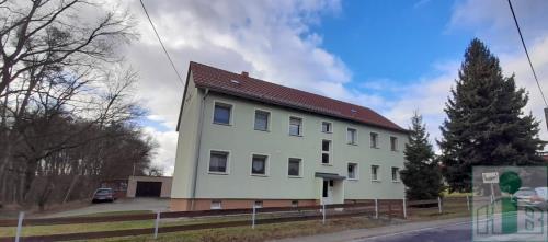 Wohnung zum Kauf 55.000 € 3 Zimmer 59,9 m²<br/>Wohnfläche Gröditz Weißenberg 02627