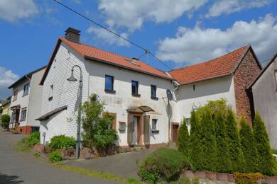 Haus zum Kauf 89.900 € 3 Zimmer 87 m² 268 m² Grundstück Unterdorfstrasse 19 Salm 54570