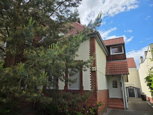 Maisonette zur Miete 1.700 € 6 Zimmer 165 m² Geschoss -2/3 frei ab 01.09.2026 Falkensee 14612