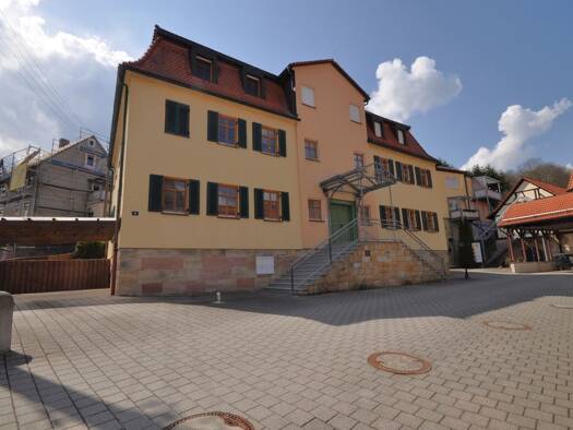 Wohnung zur Miete 600 € 3 Zimmer 79,4 m² frei ab sofort Benshausen 98554