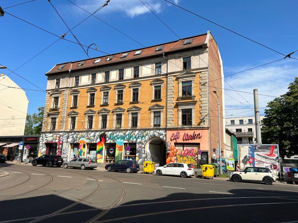 Haus zum Kauf 2.400.000 € 36 Zimmer 860 m²<br/>Grundstück Altlindenau Leipzig 04177