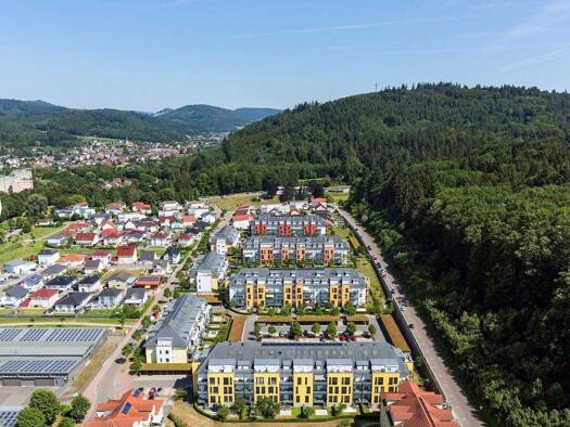 Wohnung zur Miete 660 € 2 Zimmer 73,4 m² EG frei ab sofort Bertha-von-Suttner-Allee 38 Lahr 77933