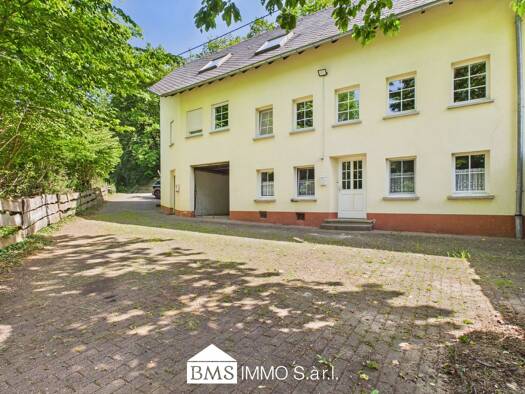 Mehrfamilienhaus zum Kauf als Kapitalanlage geeignet 129.000 € 6 Zimmer 259,5 m² 1.533 m² Grundstück Merscheid Morbach 54497