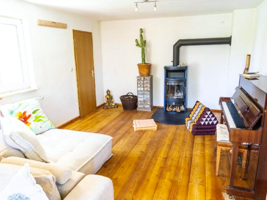 Einfamilienhaus zum Kauf 6 Zimmer 136 m² 647 m² Grundstück Großaitingen 86845