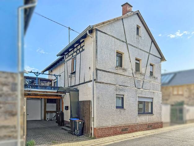 Einfamilienhaus zum Kauf 150.000 € 5 Zimmer 150 m² 137 m² Grundstück Kell Andernach 56626