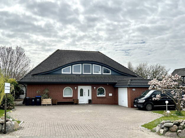 Einfamilienhaus zum Kauf provisionsfrei 698.000 € 6 Zimmer 244 m² 1.155 m² Grundstück Sandhörn 15 Grünendeich 21720