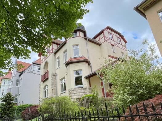 Villa zum Kauf 965.000 € 7 Zimmer 400 m² 921 m² Grundstück Naumburg 06618