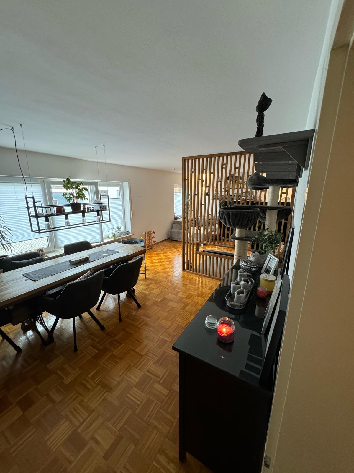 Wohnung zum Kauf 1.379.000 € 12 Zimmer 350 m²<br/>Wohnfläche Großkarolinenfeld 83109