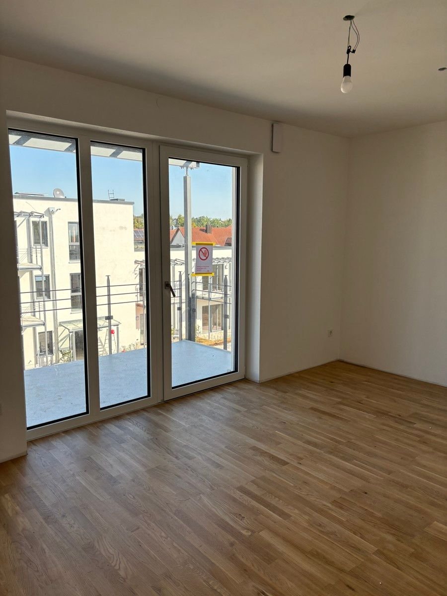 Wohnung zur Miete 430 € 1 Zimmer 29,8 m²<br/>Wohnfläche 1.<br/>Geschoss 01.01.2025<br/>Verfügbarkeit Lenting 85101