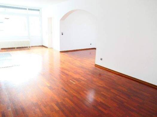 Wohnung zur Miete 690 € 4 Zimmer 108 m² 1. Geschoss Klütviertel Hameln 31787