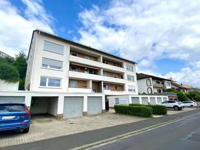Wohnung zur Miete 600 € 4 Zimmer 111 m² 2. Geschoss frei ab 01.10.2025 Homberg Homberg 34576