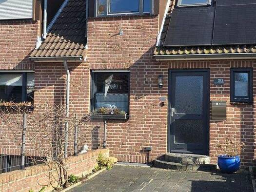 Reihenmittelhaus zum Kauf 325.000 € 4 Zimmer 110 m² 156 m² Grundstück Waldniel Schwalmtal , Niederrhein 41366