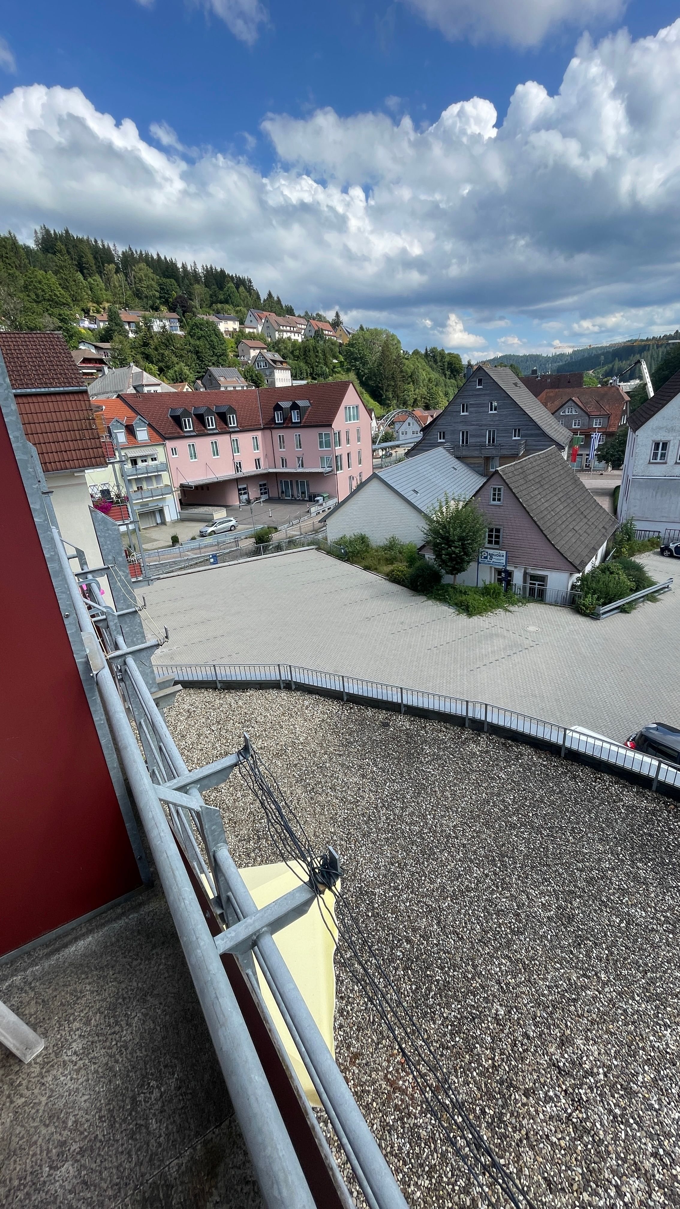 Wohnung zum Kauf als Kapitalanlage geeignet 77.000 € 1,5 Zimmer 31,2 m²<br/>Wohnfläche Grieshaberstrasse 10 Stadtgebiet Furtwangen im Schwarzwald 78120