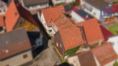 Einfamilienhaus zum Kauf provisionsfrei 49.000 € 6 Zimmer 143 m² 177 m² Grundstück Klostergasse 1 Böttigheim Neubrunn / Böttigheim 97277