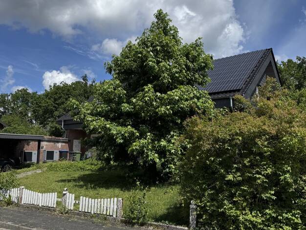Einfamilienhaus zum Kauf 9,5 Zimmer 225 m² 767 m² Grundstück Sande Paderborn 33106