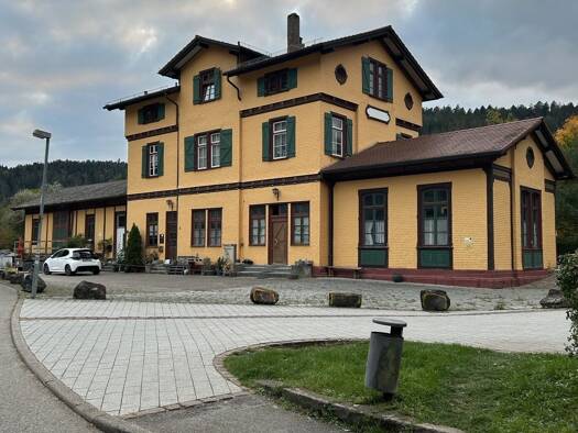 Haus zum Kauf 580.000 € 8 Zimmer 420 m² 1.606 m² Grundstück Hirsau Calw / Hirsau 75365